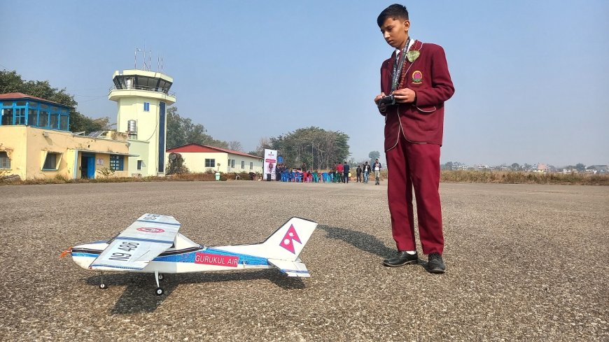 १४ वर्षीय सक्सेसको एयरपोर्टमा जहाज उडाउने सपना पूरा