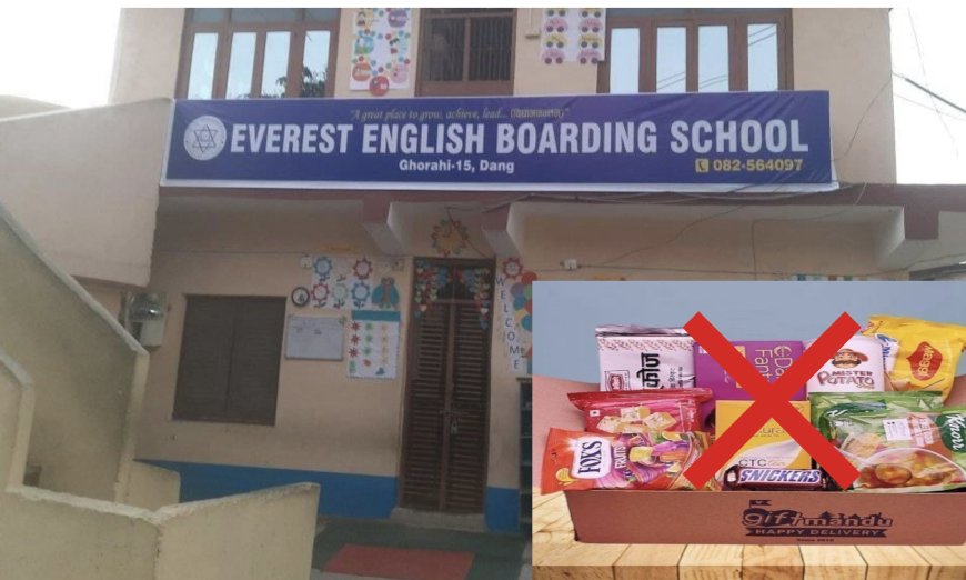 एभरेष्ट इङ्लिस स्कुलको परिसर भित्र प्याकेजिङ्ग जङ्क फुड बन्द