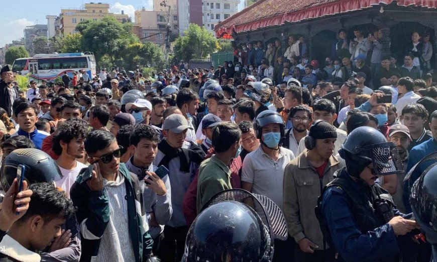 महिला साफ च्याम्पियनसिपमा टिकट ब्ल्याकमार्केटिङ, रंगशाला बाहिर दर्शकको आक्रोश